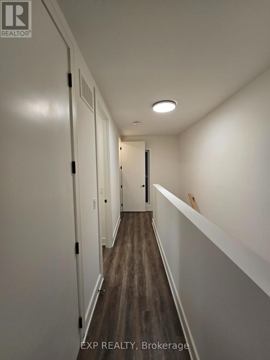 114 EVERETT COMMON Image 32