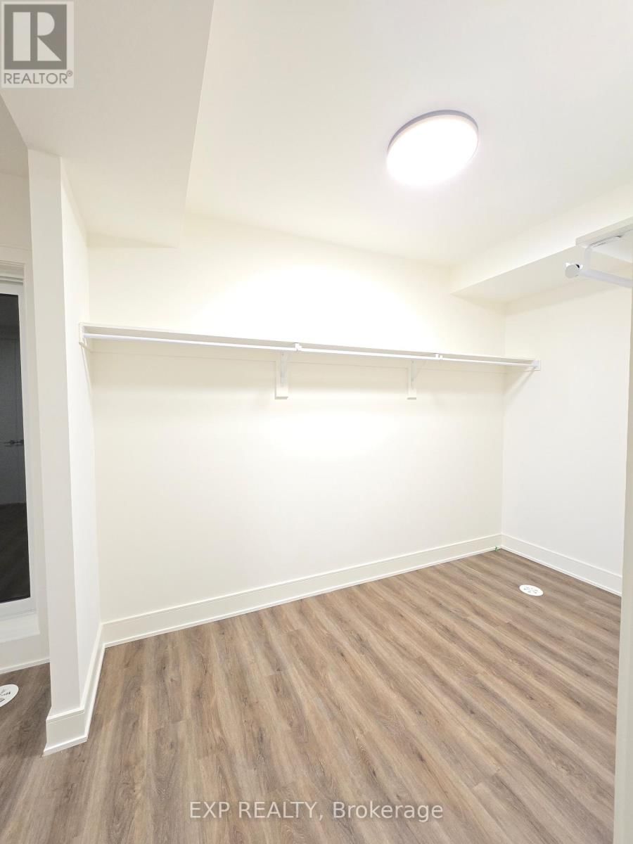 114 EVERETT COMMON Image 39