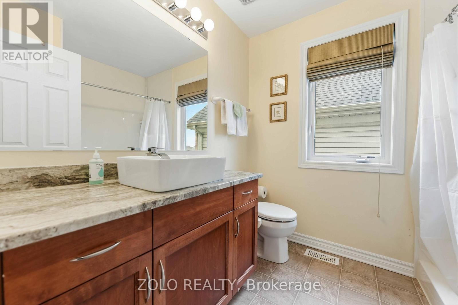 3566 CAMBRIAN ROAD Image 34