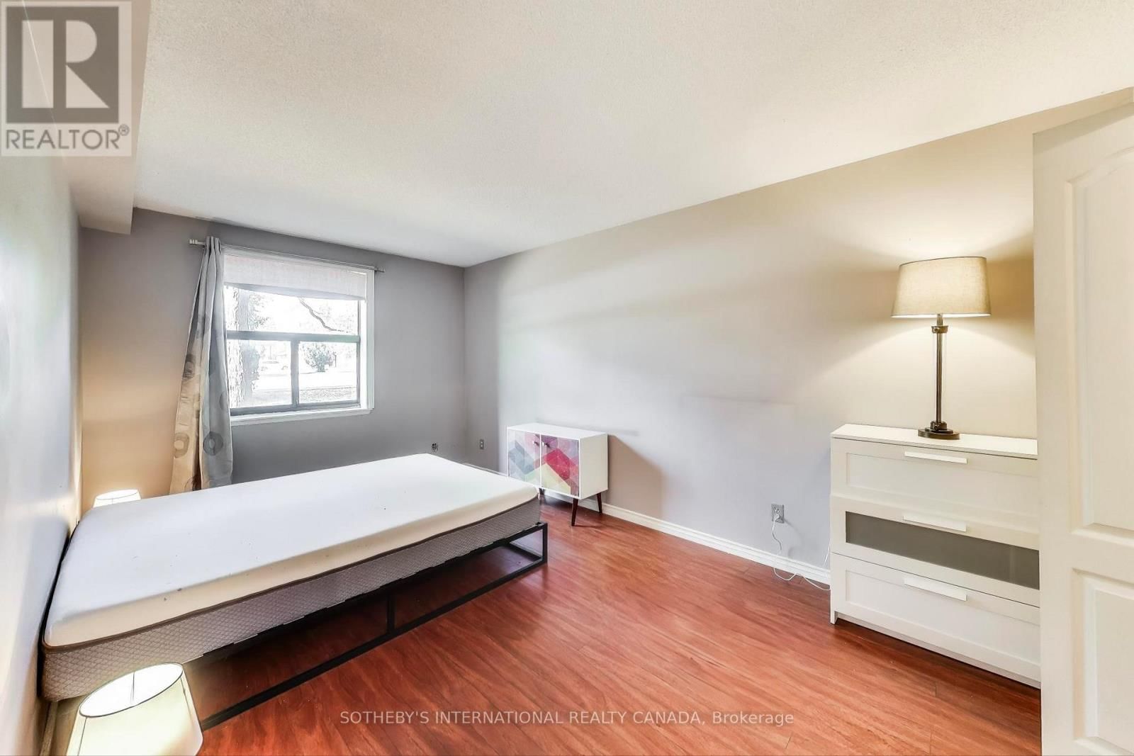 104 - 10 AJAX STREET Image 14