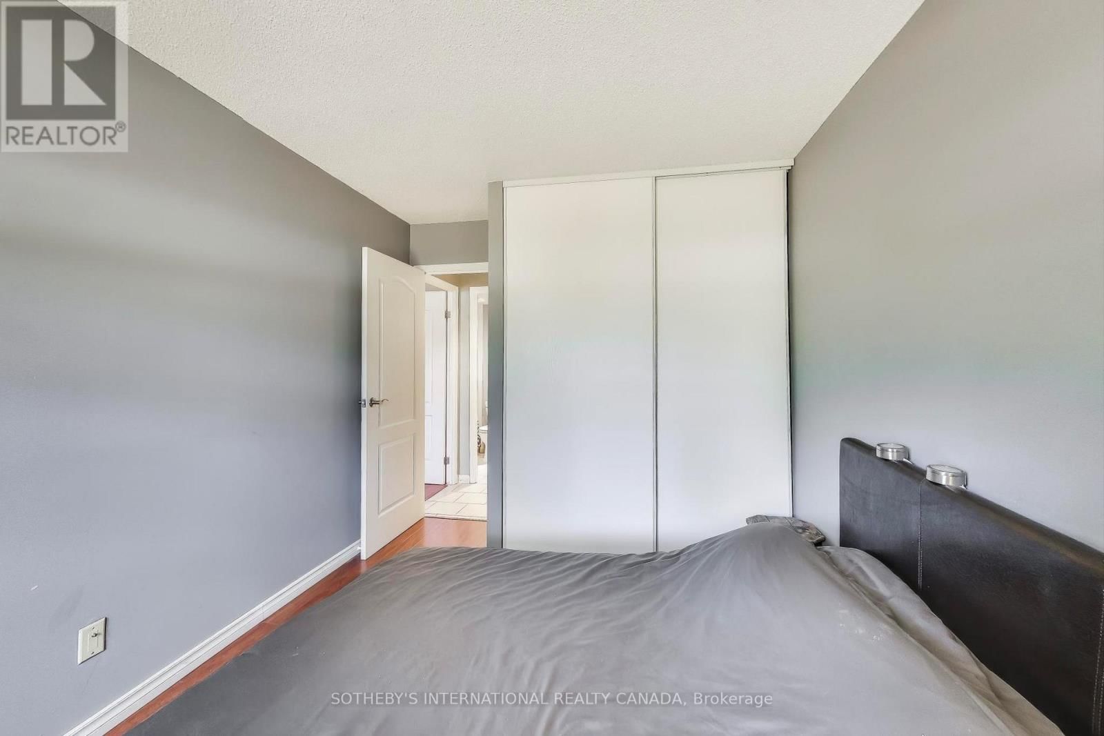 104 - 10 AJAX STREET Image 19