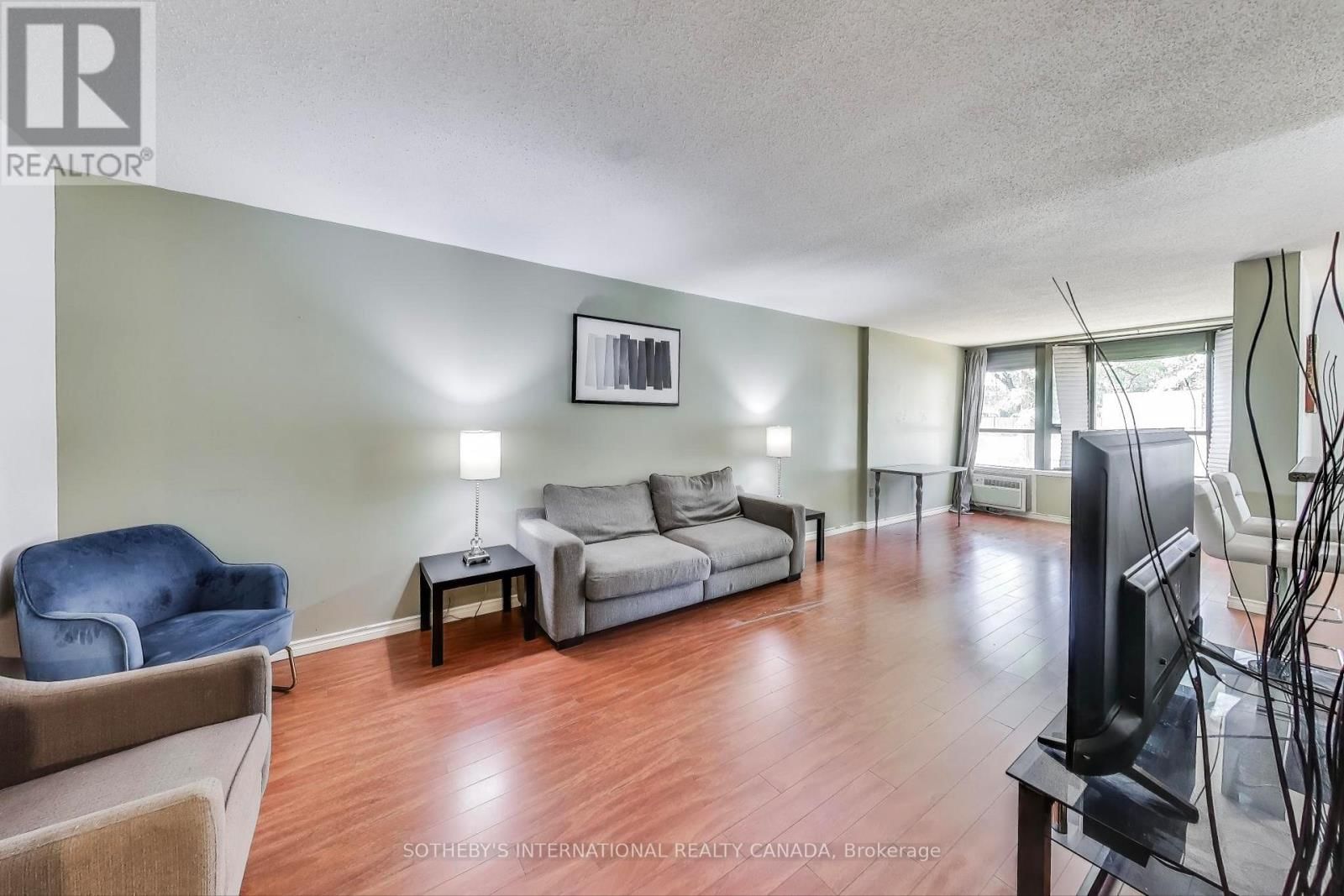 104 - 10 AJAX STREET Image 3