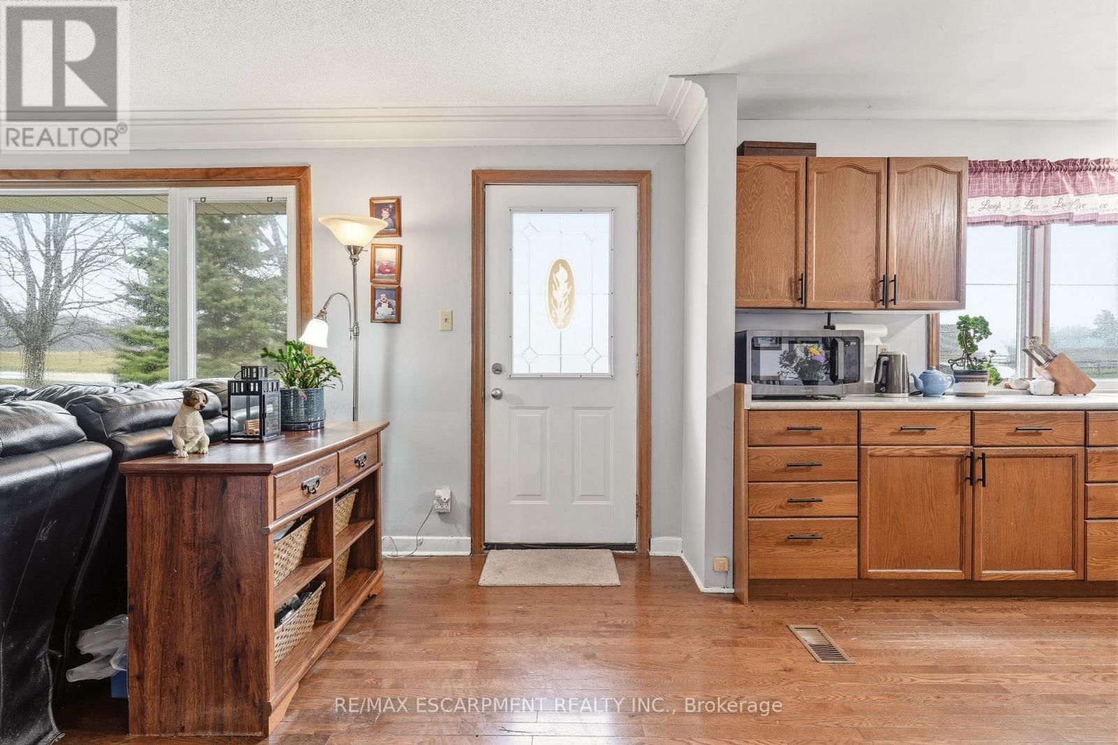 1767 CENTRE ROAD Image 10