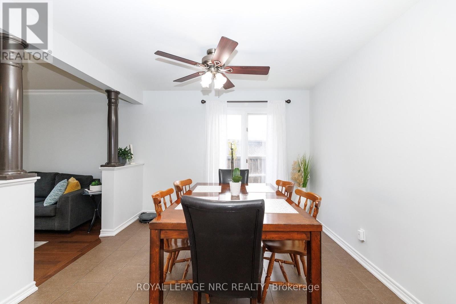 16 LEONARD DRIVE Image 14