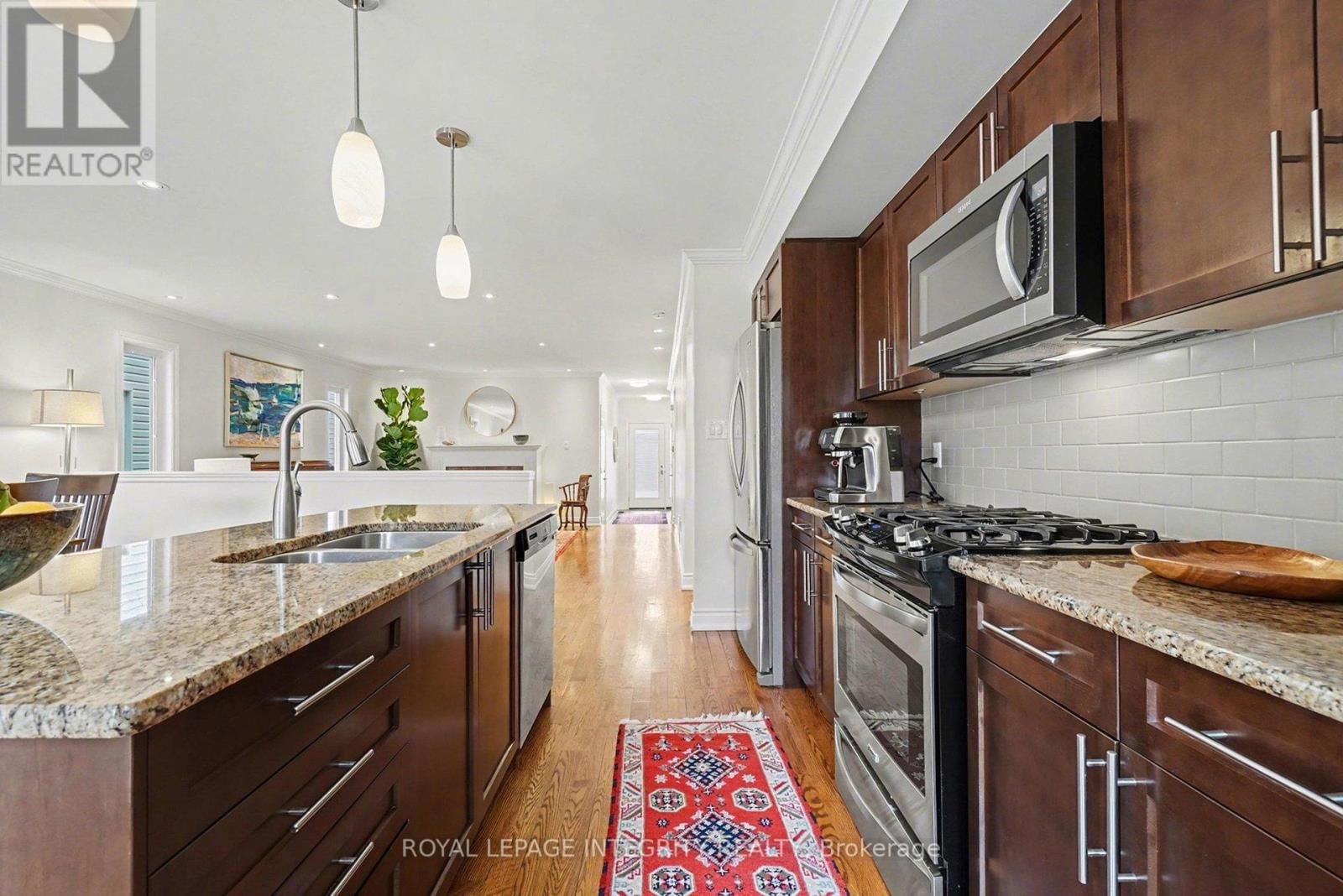 279 CURRELL AVENUE Image 10