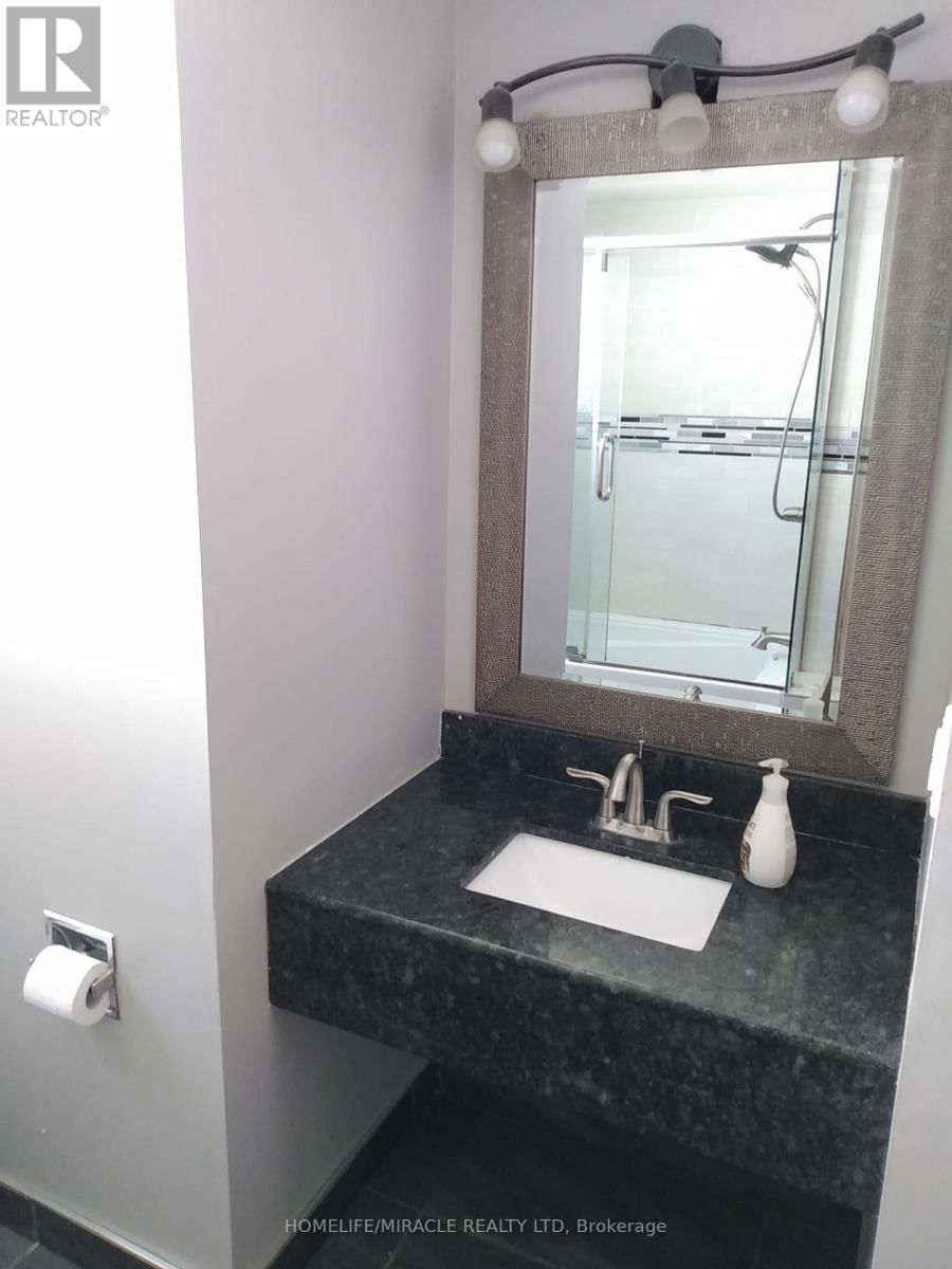 23 HEATHERDALE PLACE Image 17