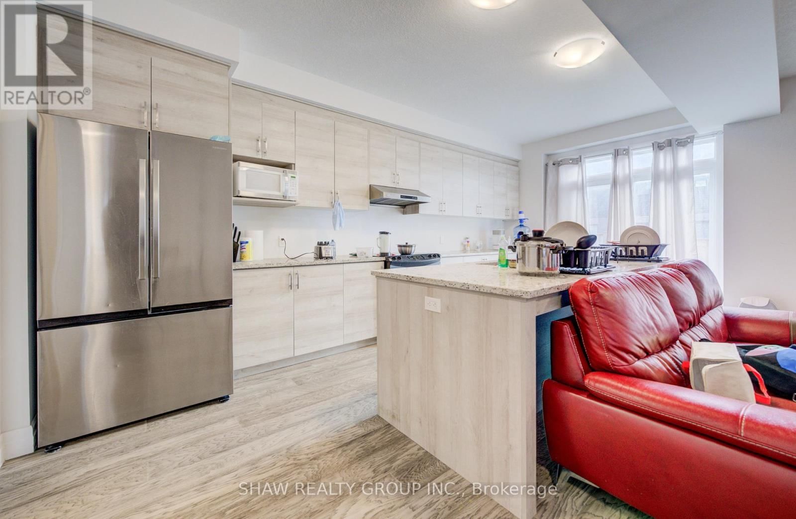 32 FAITH STREET Image 14