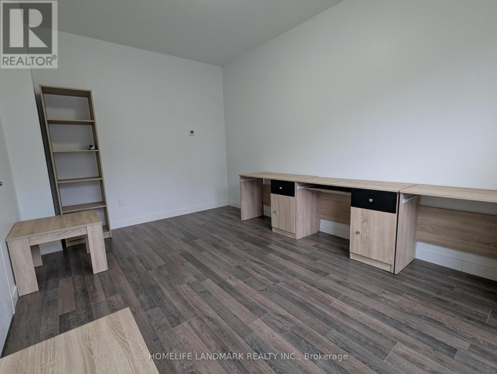 T102 - 62 BALSAM STREET Image 21