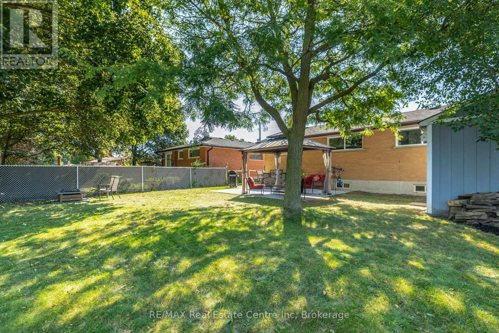 154 WAVERLEY DRIVE Image 2