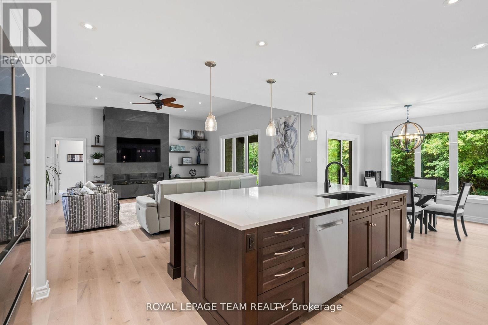 6903 TWIN LAKES AVENUE Image 16