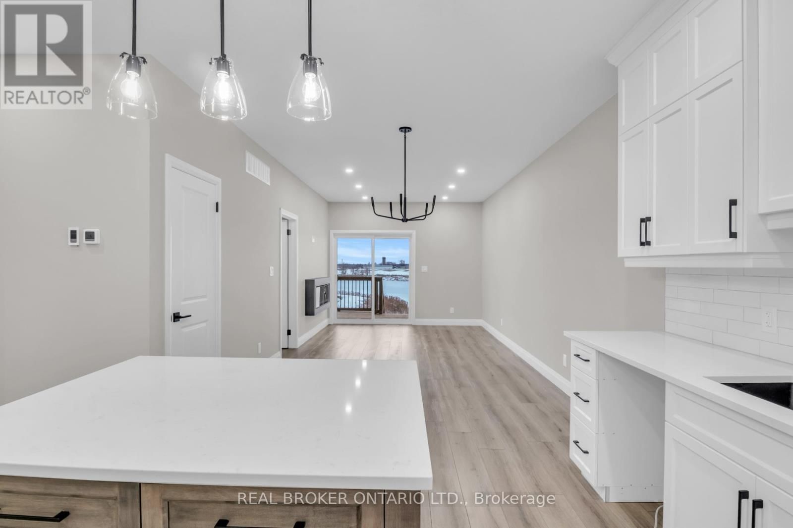 27 - 29 WEYMOUTH STREET Image 12