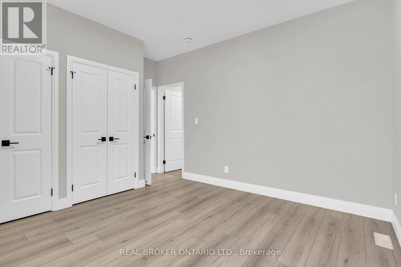 27 - 29 WEYMOUTH STREET Image 19