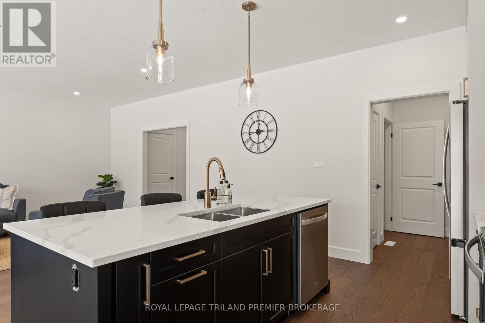 2831 BUROAK DRIVE Image 15