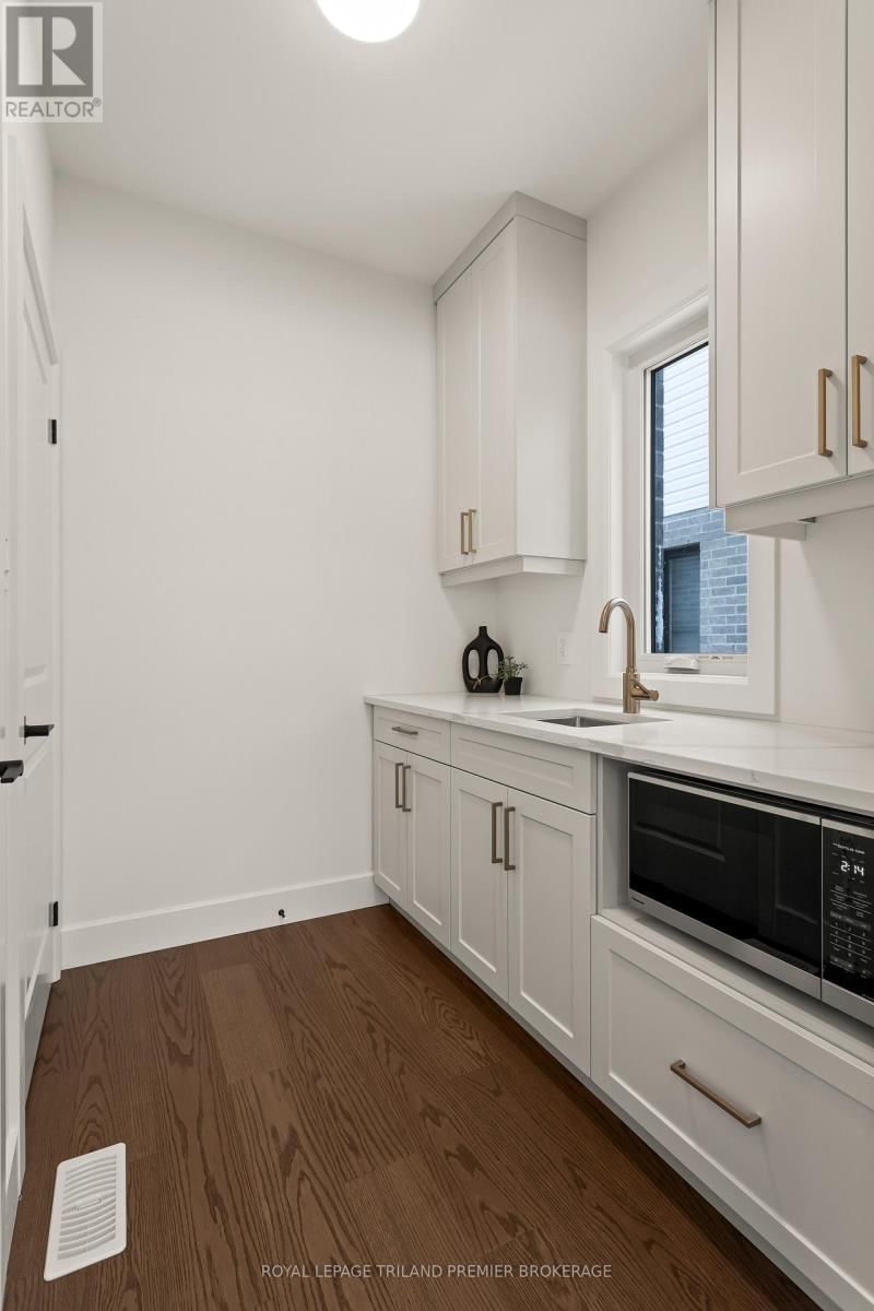 2831 BUROAK DRIVE Image 19