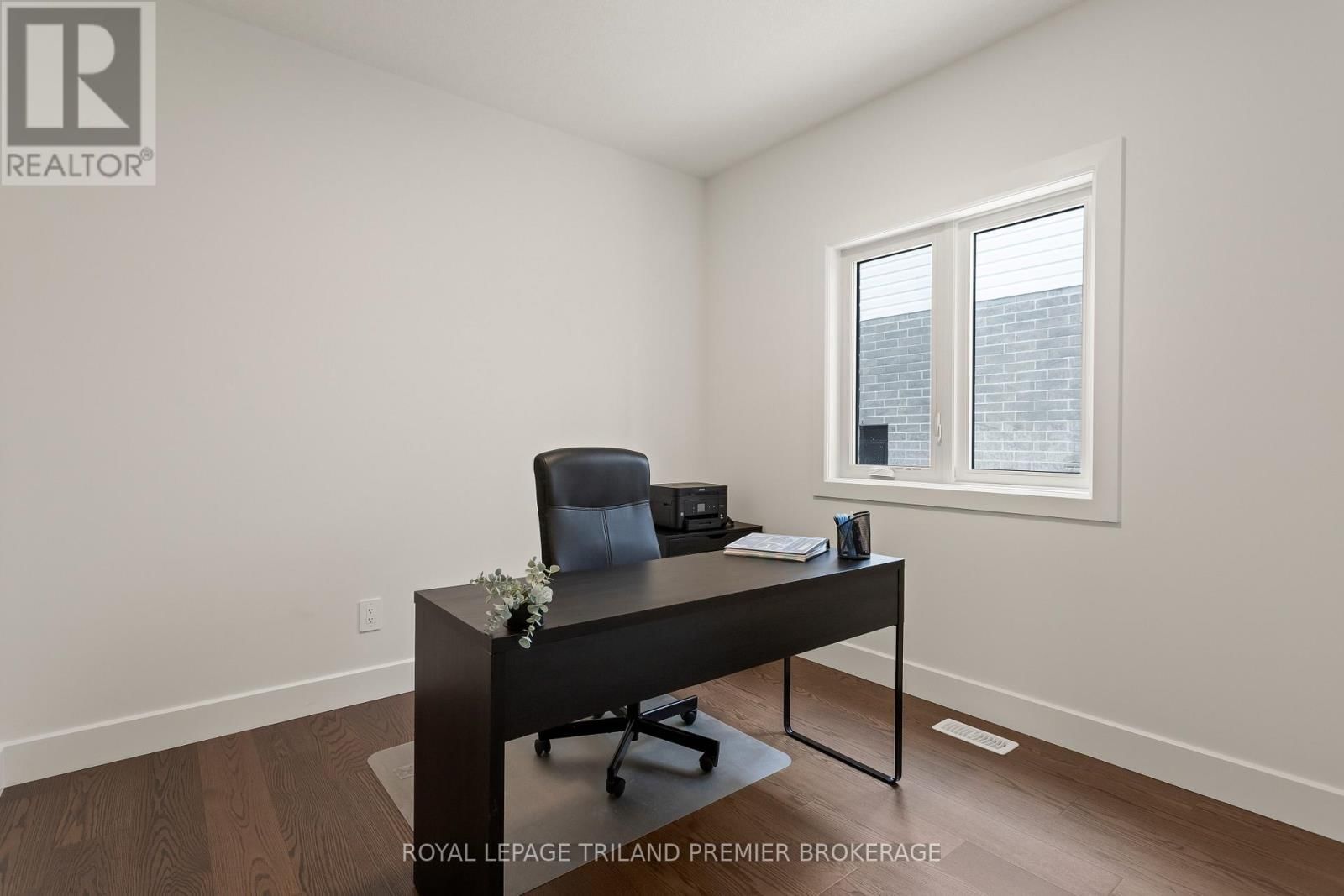 2831 BUROAK DRIVE Image 21