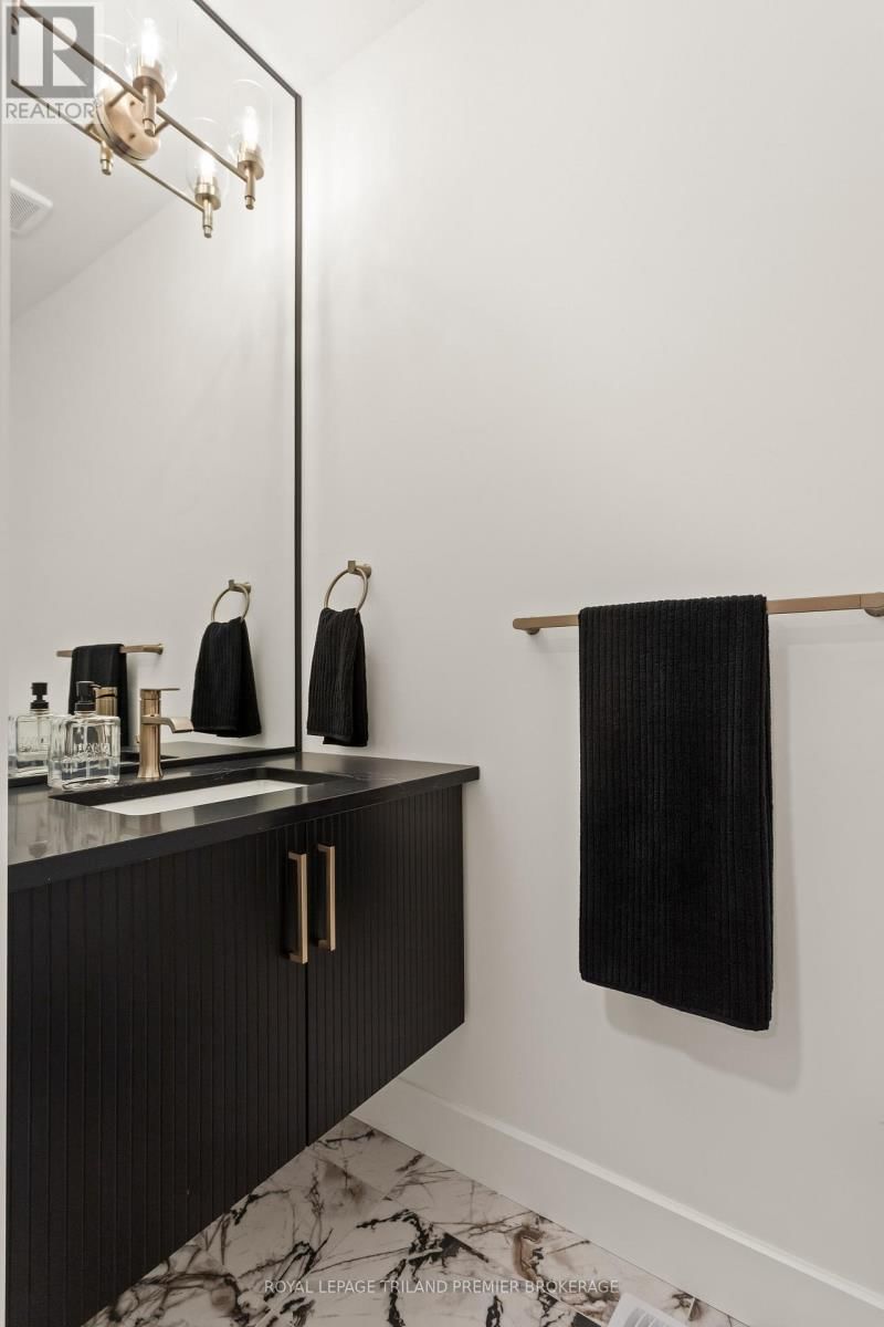 2831 BUROAK DRIVE Image 24