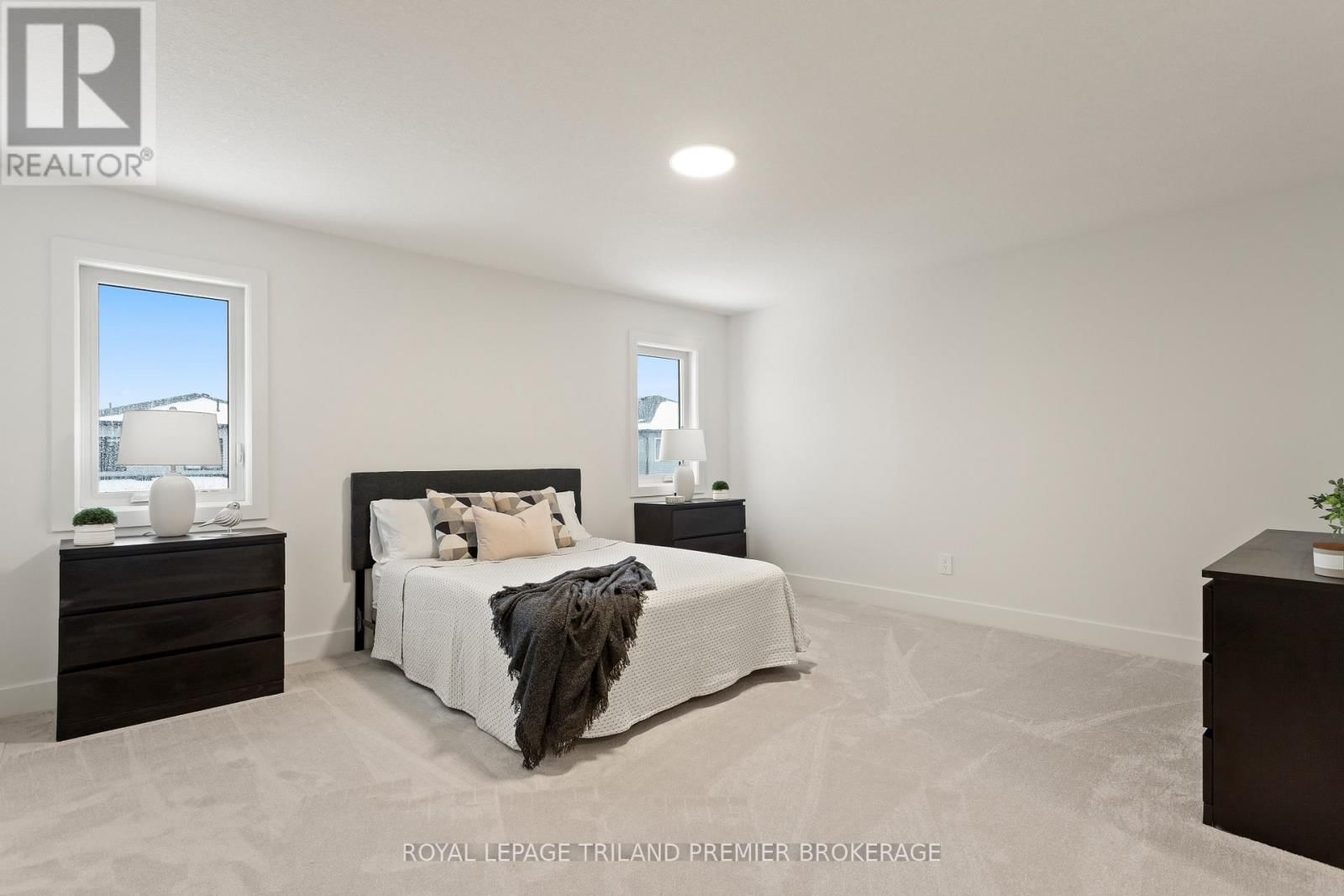 2831 BUROAK DRIVE Image 28