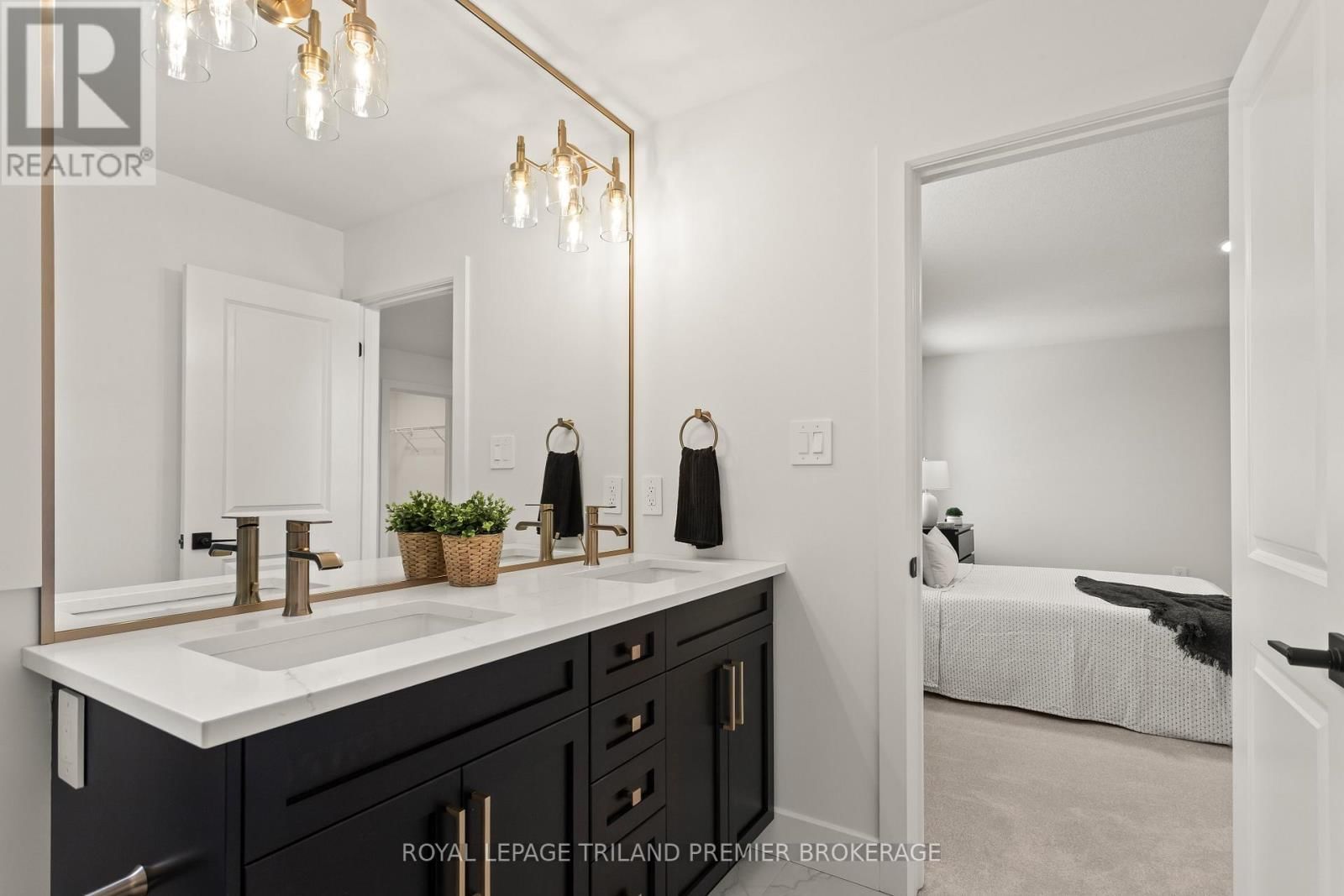 2831 BUROAK DRIVE Image 30