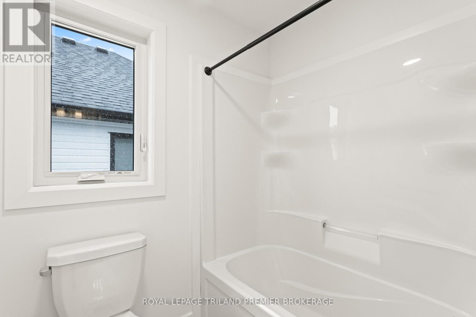 2831 BUROAK DRIVE Image 40