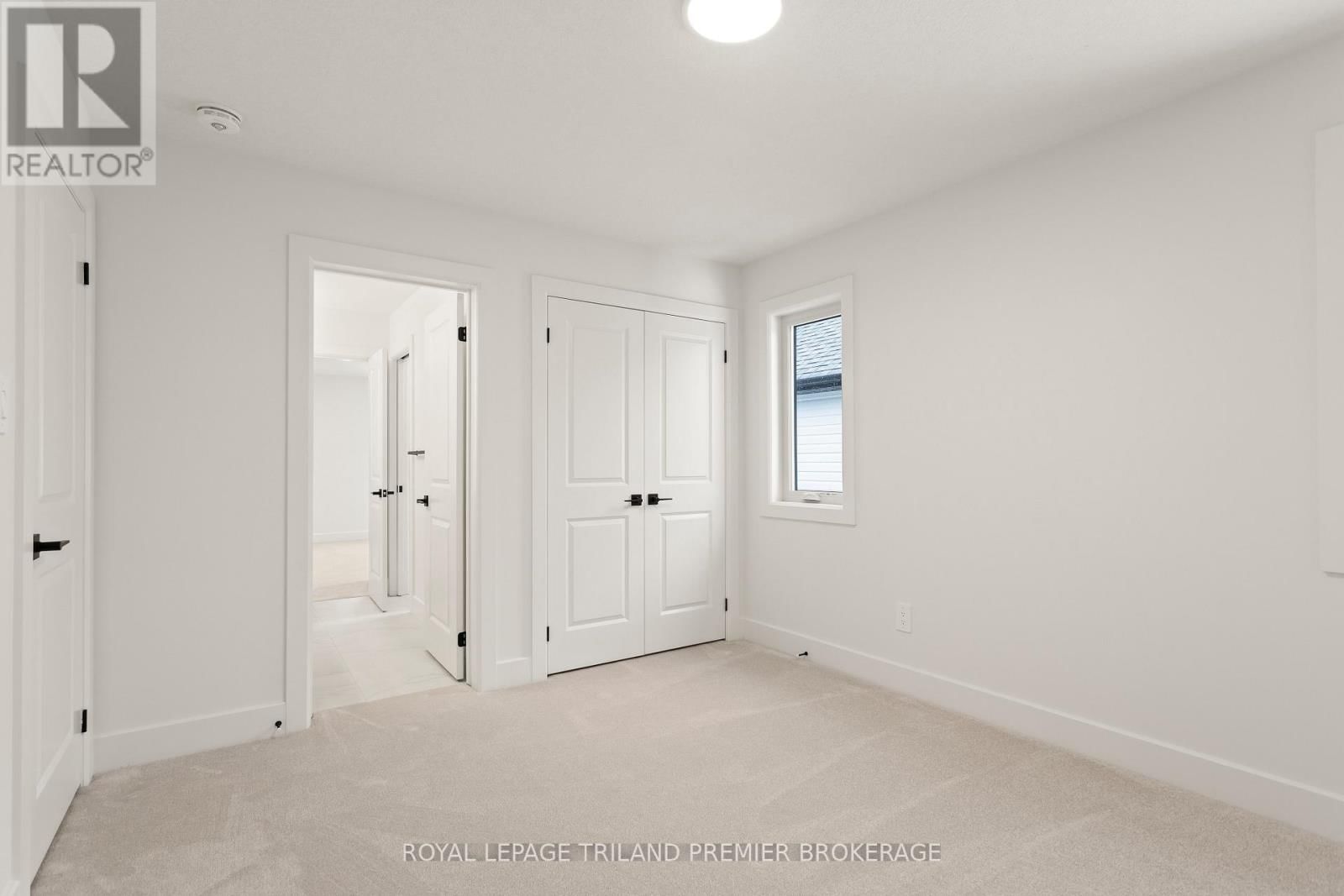 2831 BUROAK DRIVE Image 42