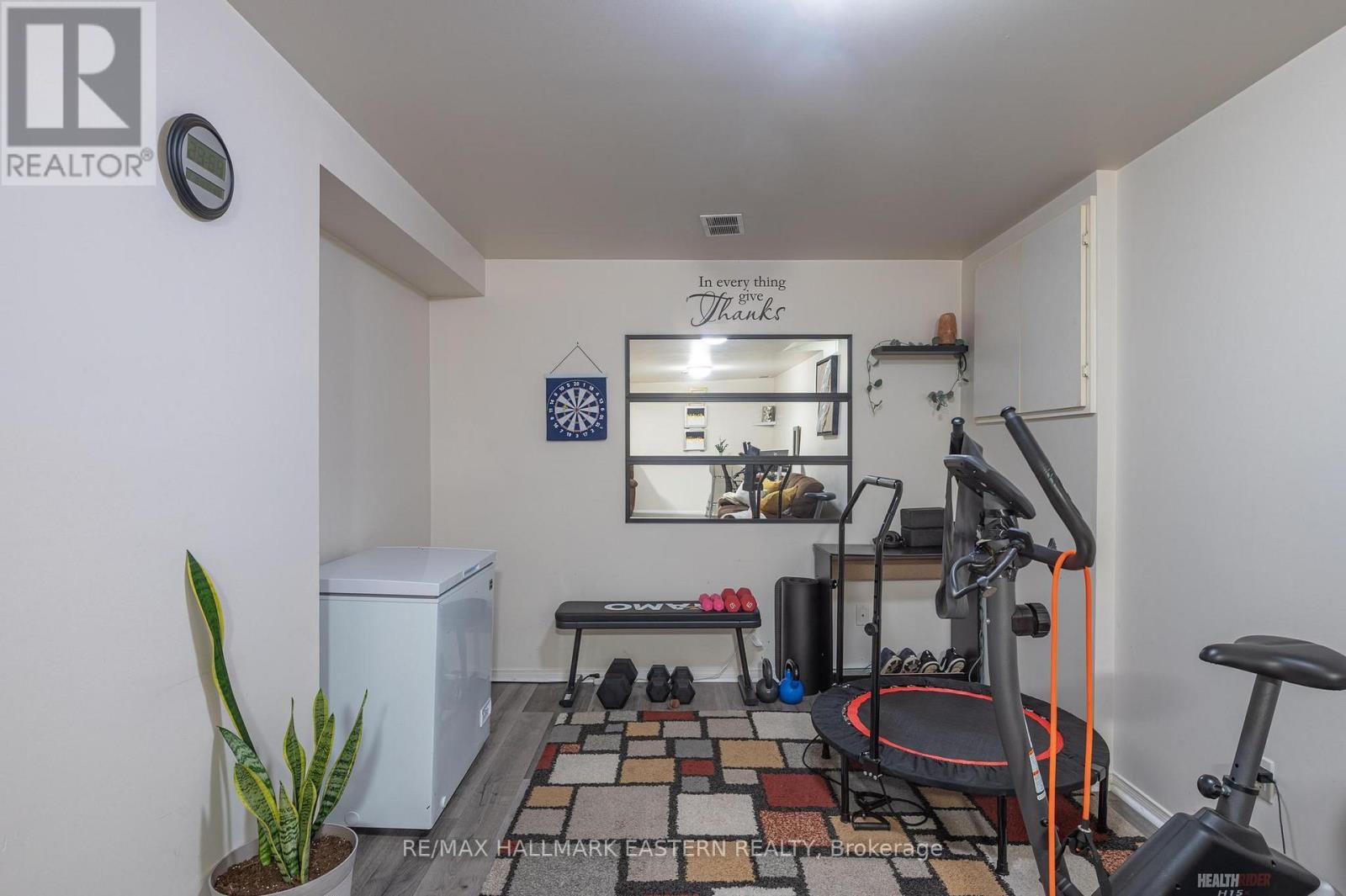 297 TOWERHILL ROAD Image 19