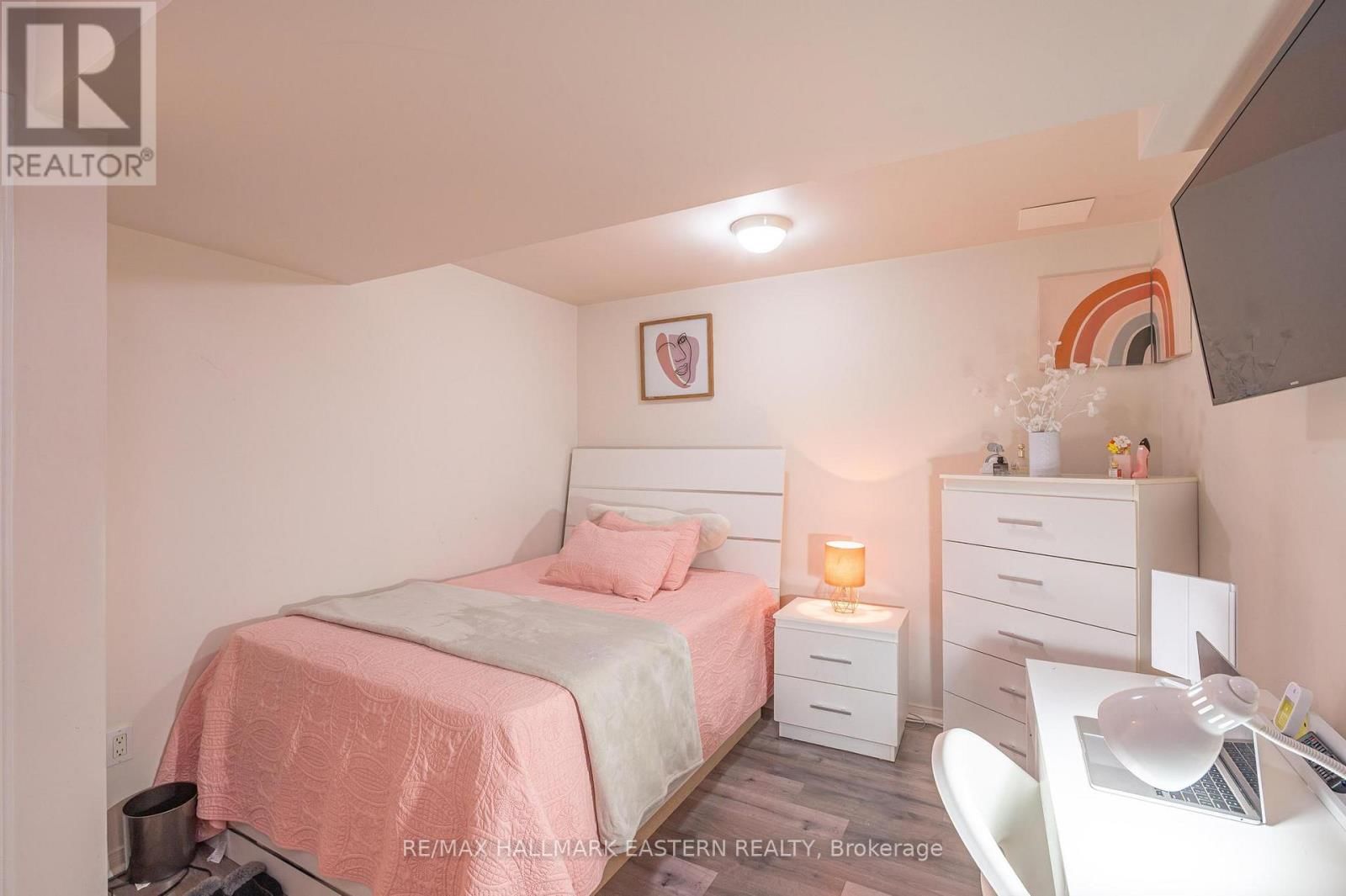 297 TOWERHILL ROAD Image 24