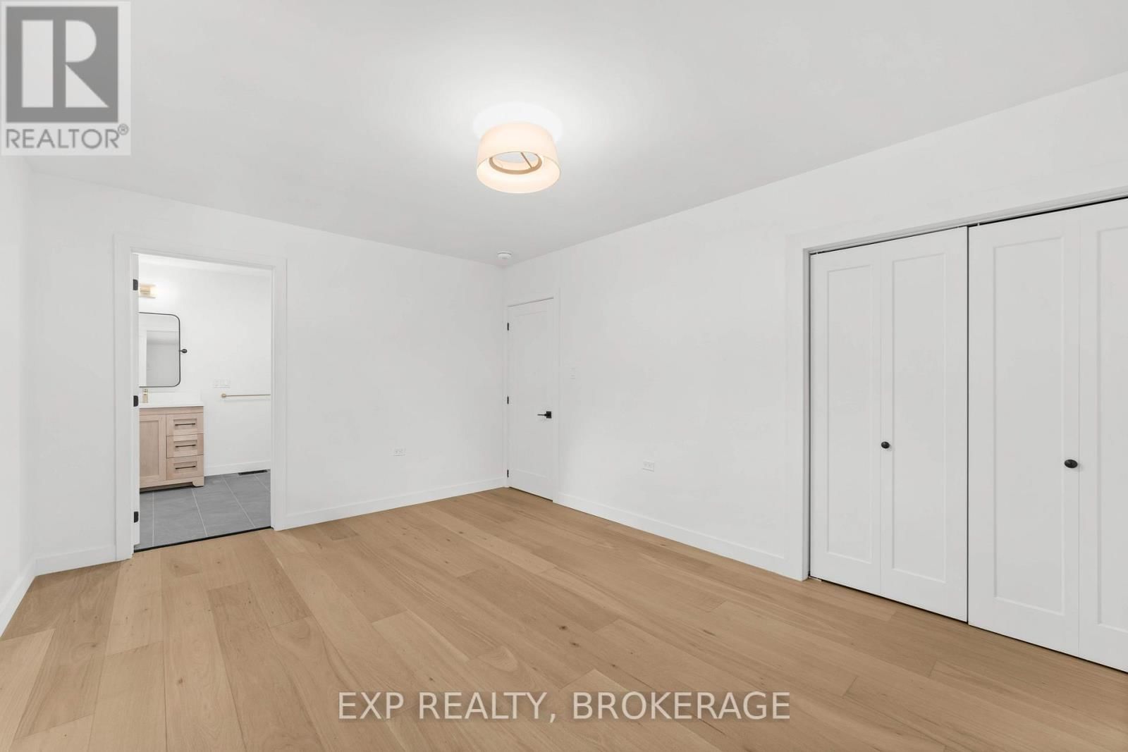 1802 SYDENHAM ROAD Image 27