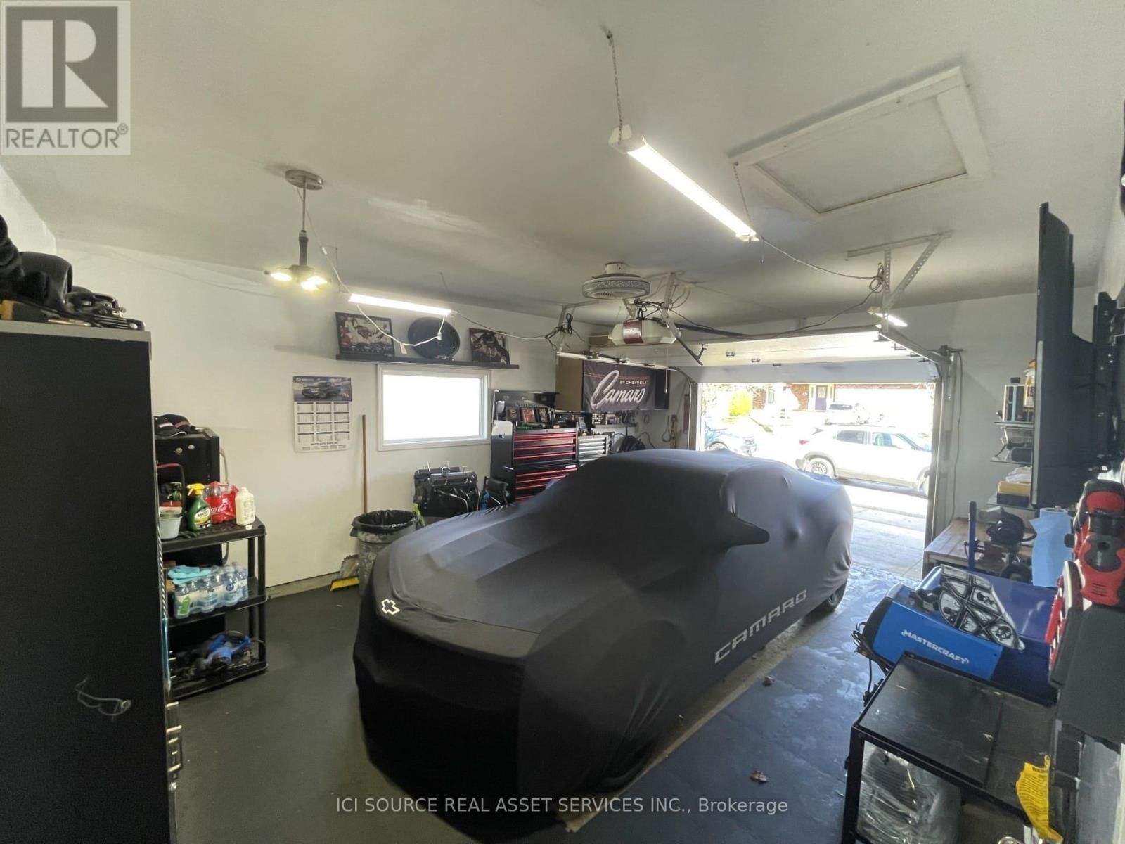 31 BLACKFRIAR LANE Image 15