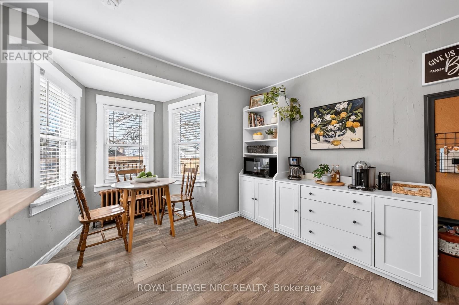 23 PINECREST AVENUE Image 13