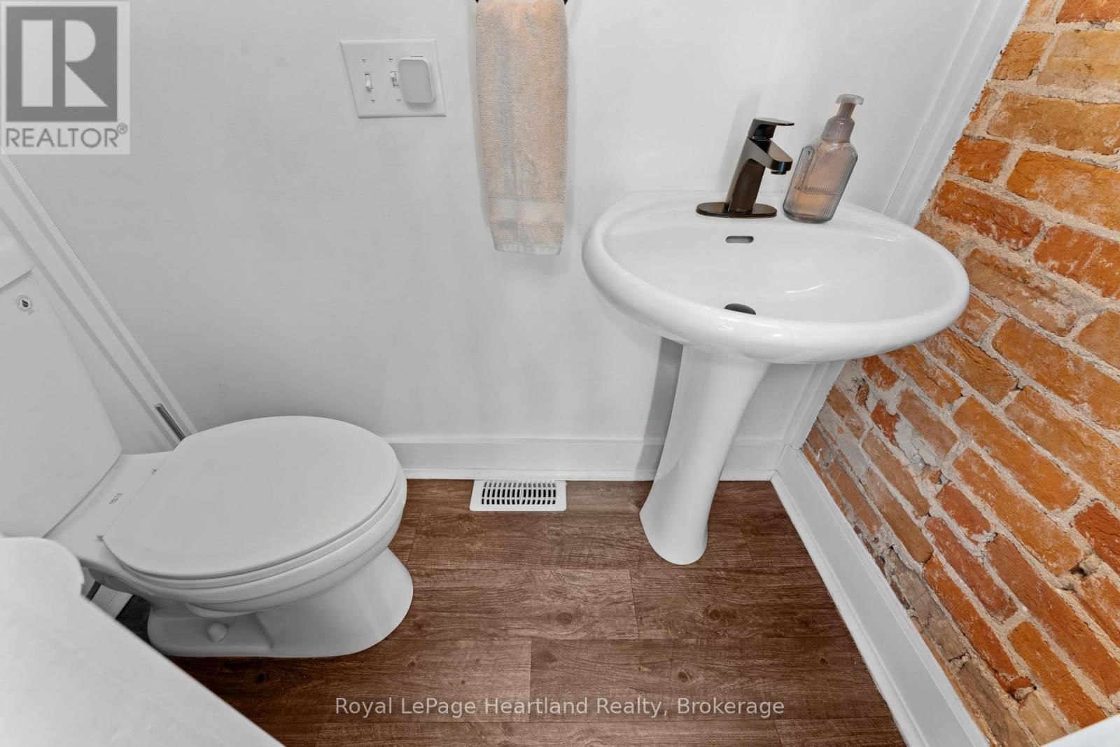 263 KING STREET Image 21