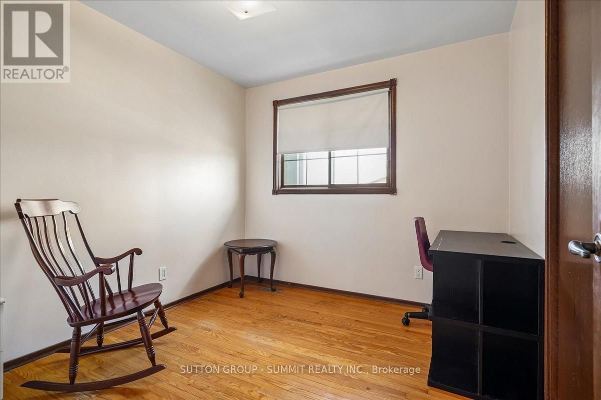 72 EASTBURY DRIVE Image 19