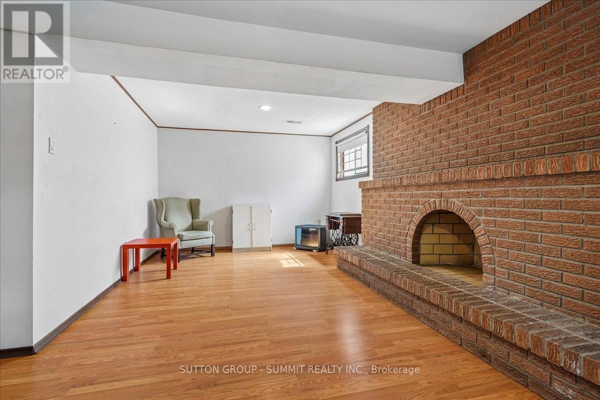 72 EASTBURY DRIVE Image 22