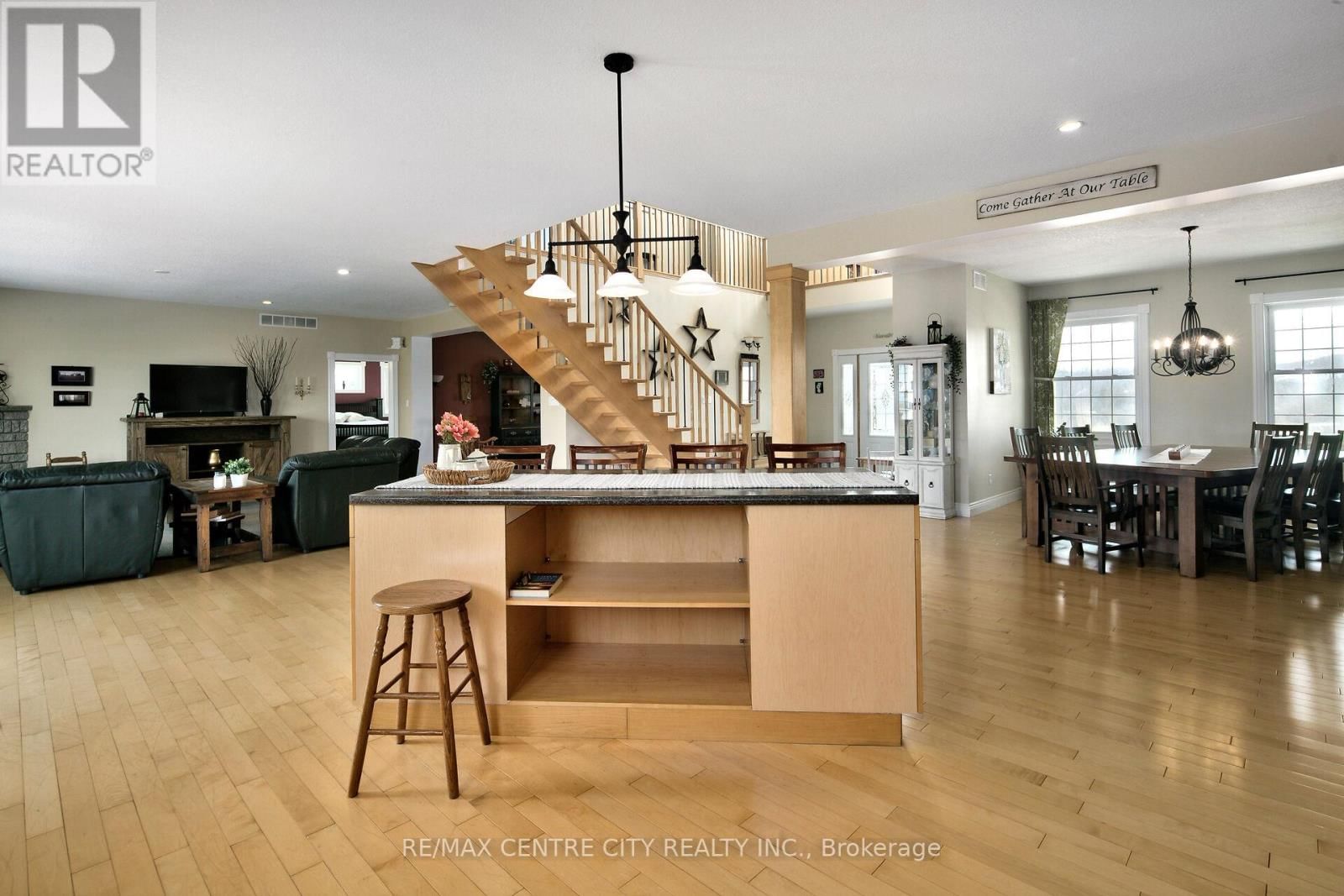 782533 SIDE ROAD 3 Image 31