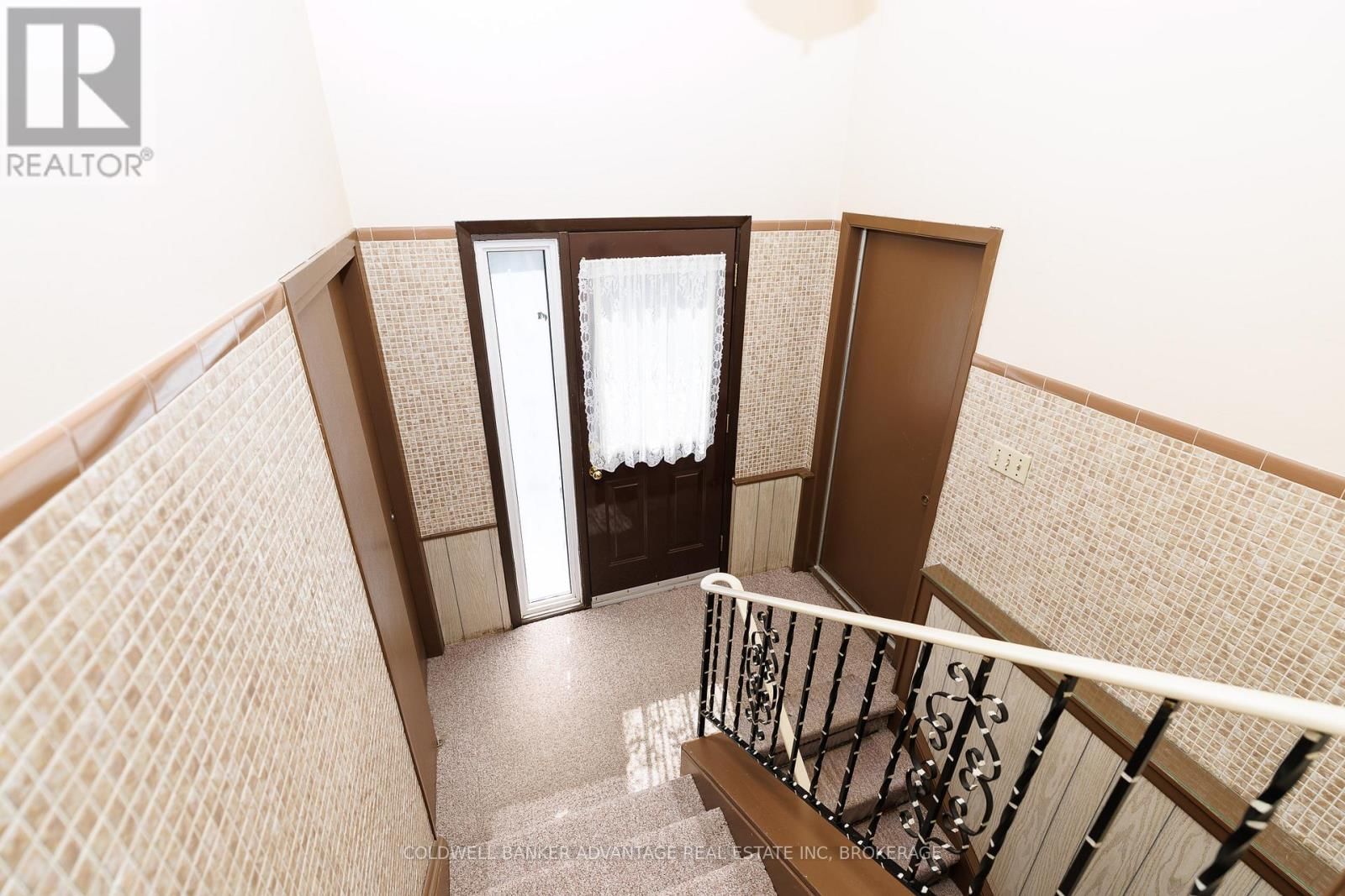 108 ST. ANDREWS AVENUE Image 19