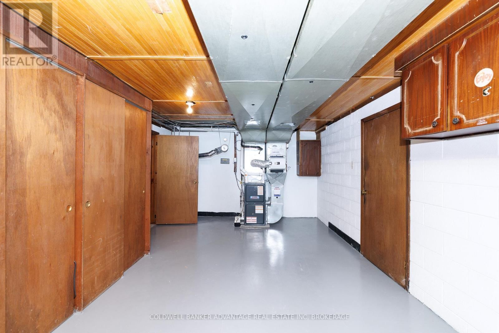 108 ST. ANDREWS AVENUE Image 28