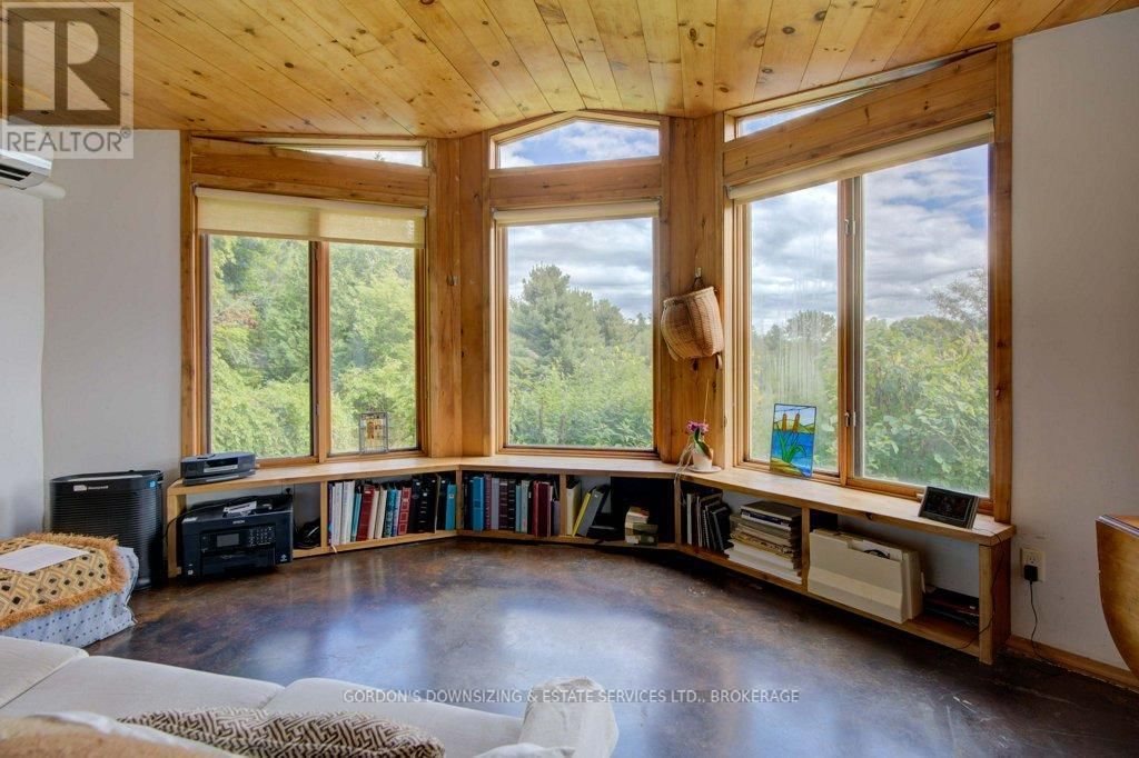 1084 MOON ROAD Image 21