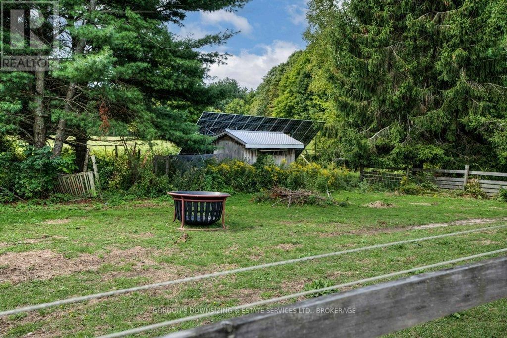 1084 MOON ROAD Image 42