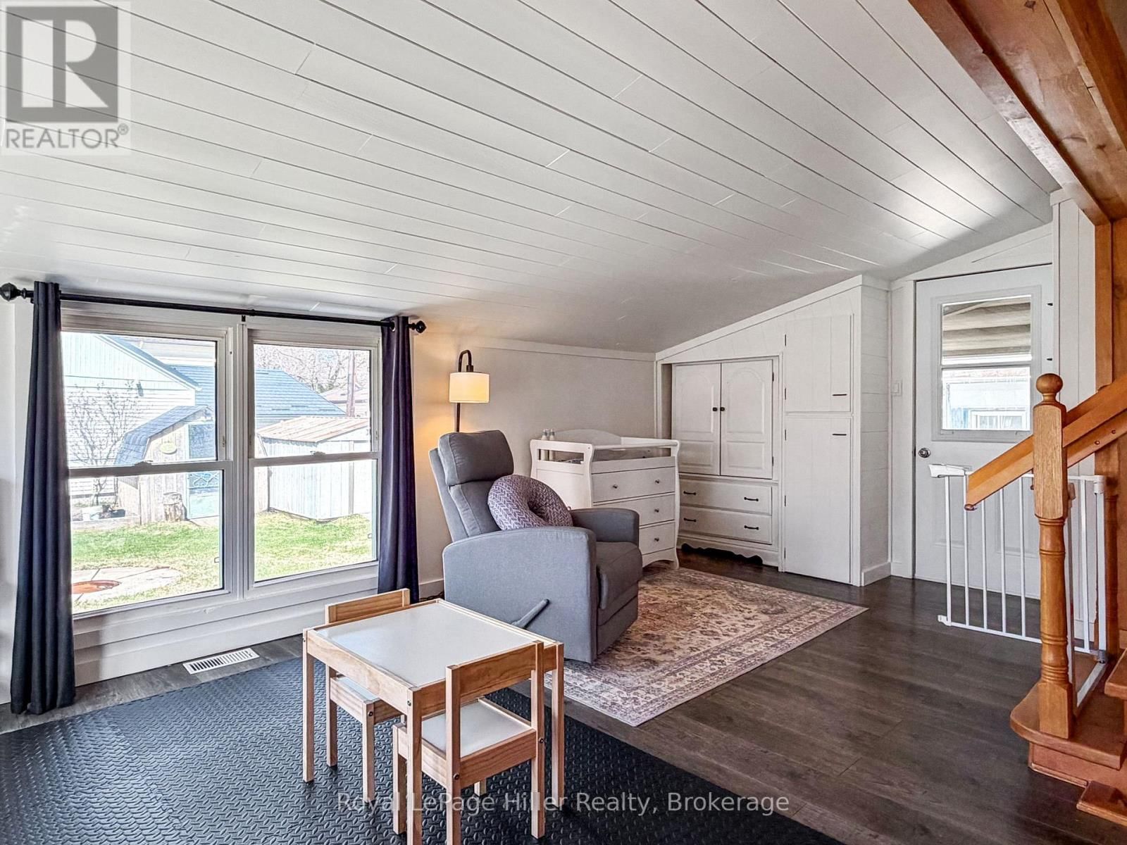 34 ARDEN PARK Image 24