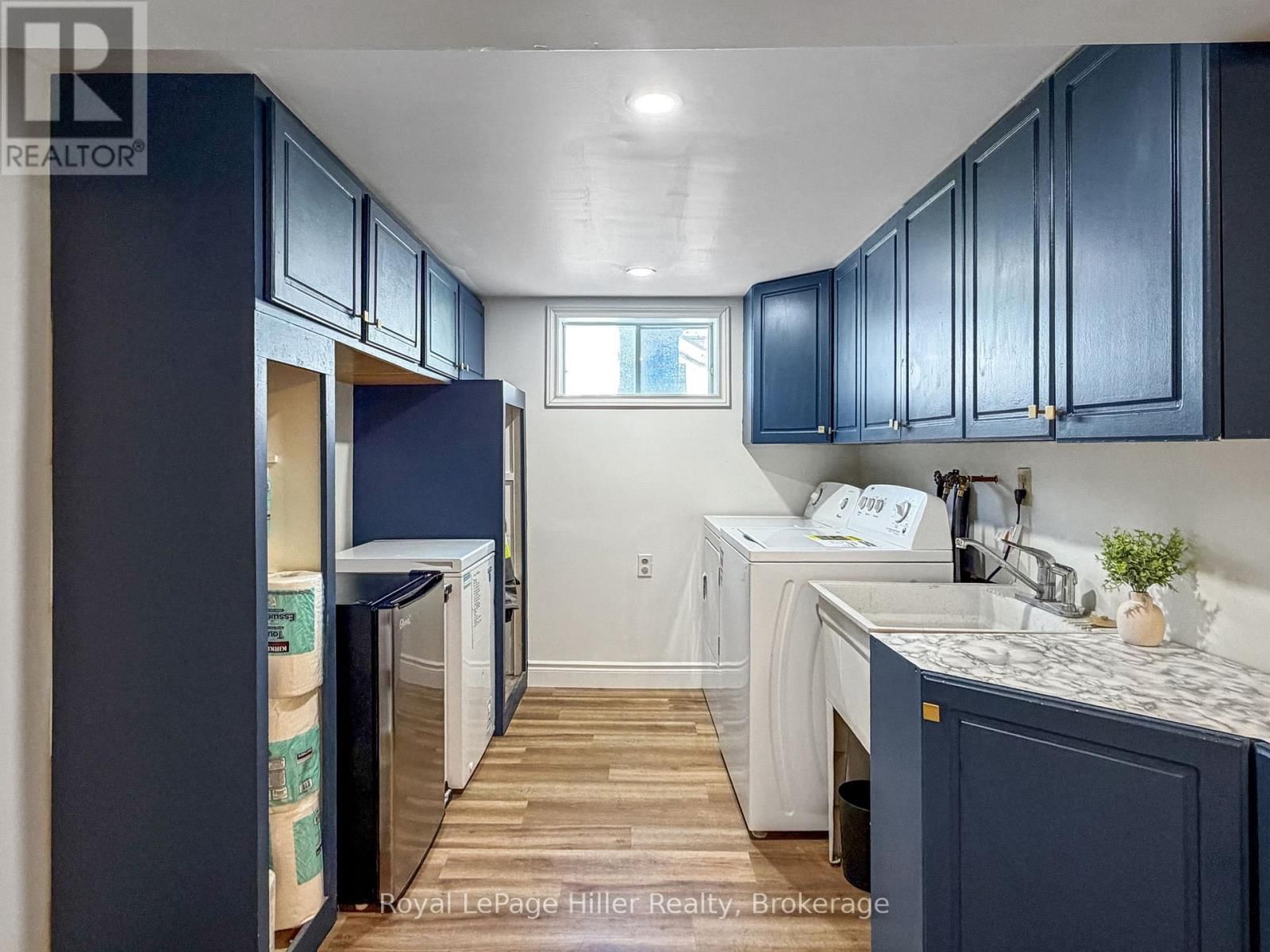 34 ARDEN PARK Image 33