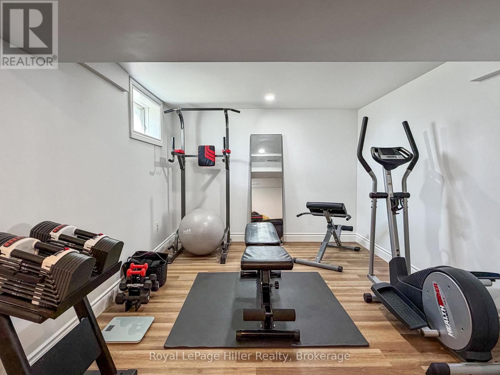 34 ARDEN PARK Image 39