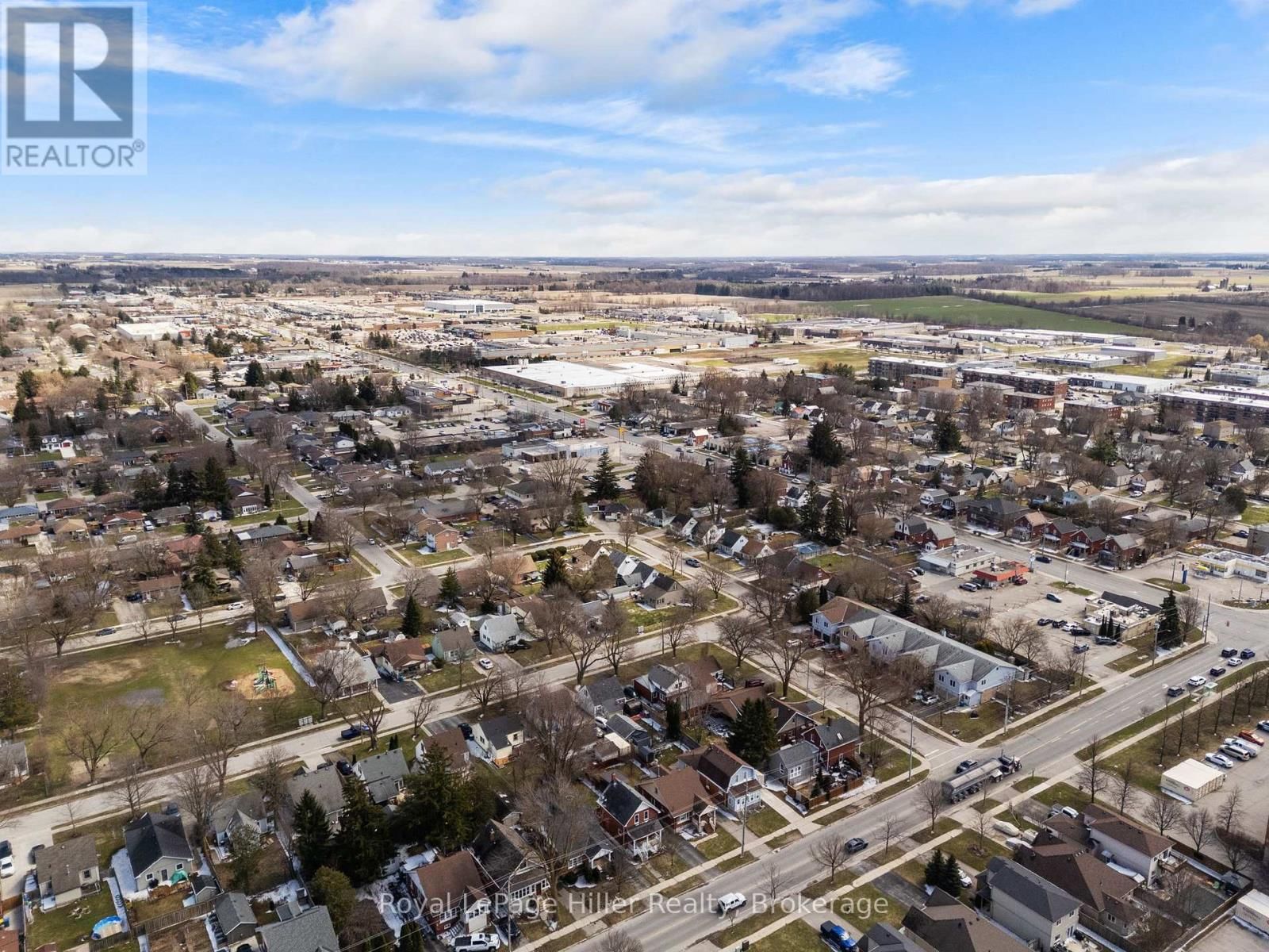 34 ARDEN PARK Image 43