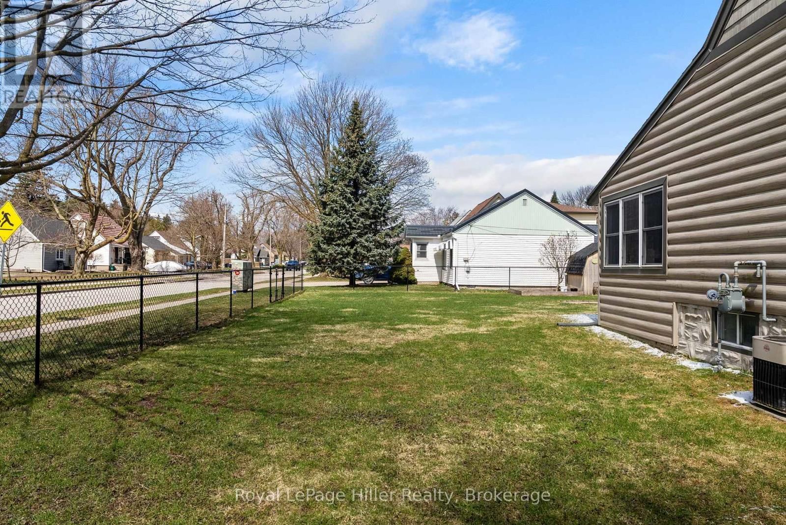 34 ARDEN PARK Image 6