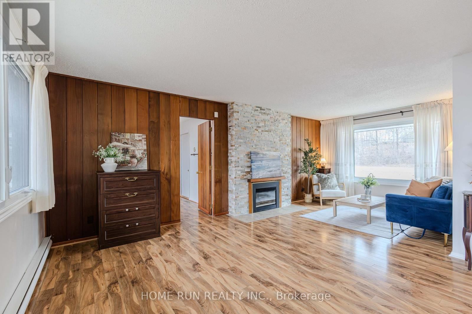 2437 BASELINE ROAD Image 9