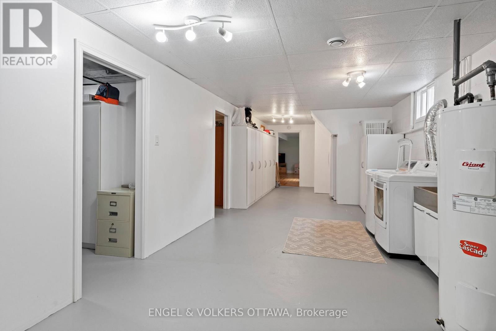 2034 RAMSAY CONCESSION 8 Image 32