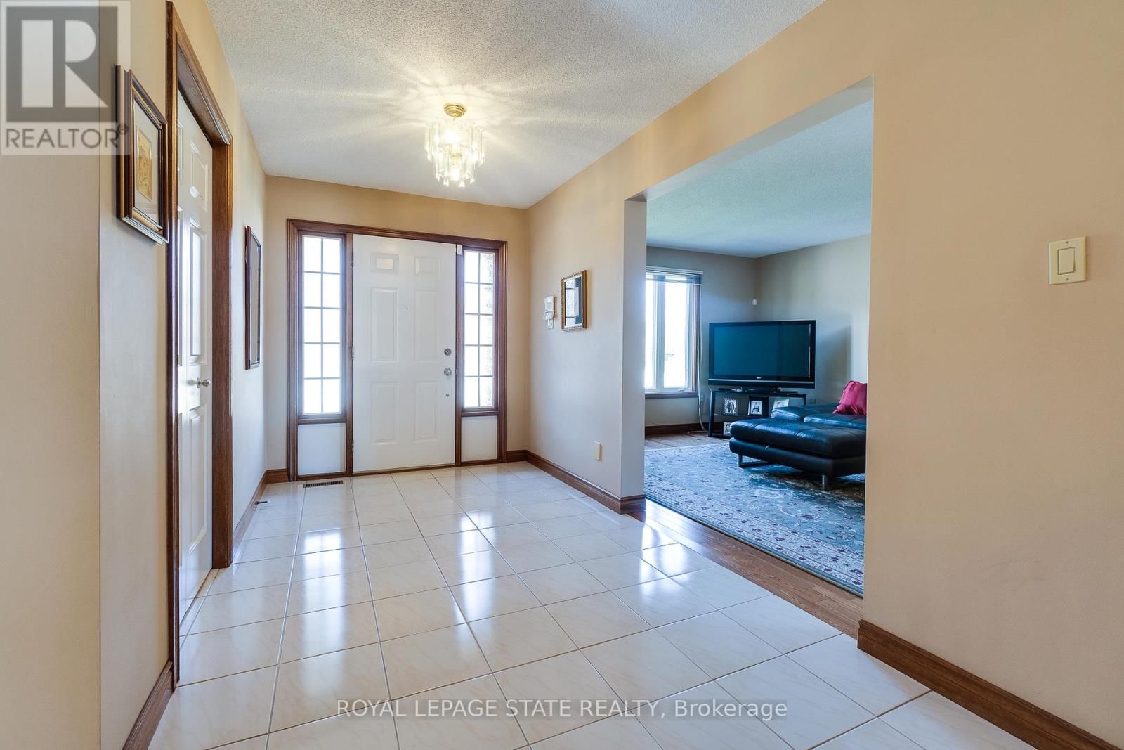 137 NATIONAL DRIVE Image 12