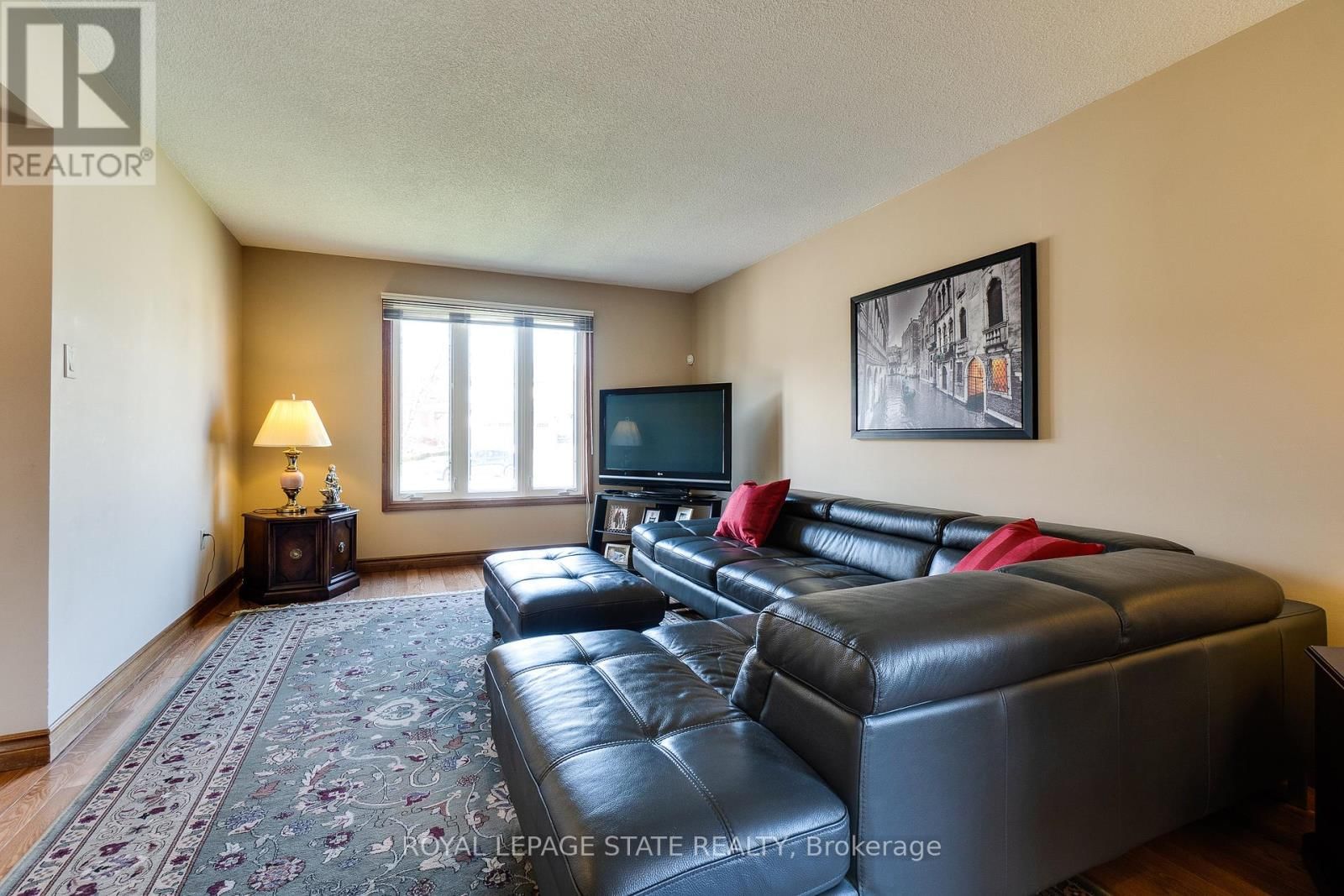 137 NATIONAL DRIVE Image 15