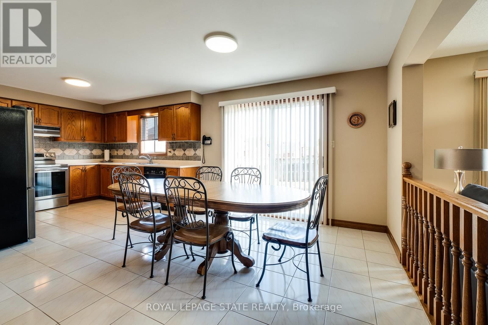 137 NATIONAL DRIVE Image 22