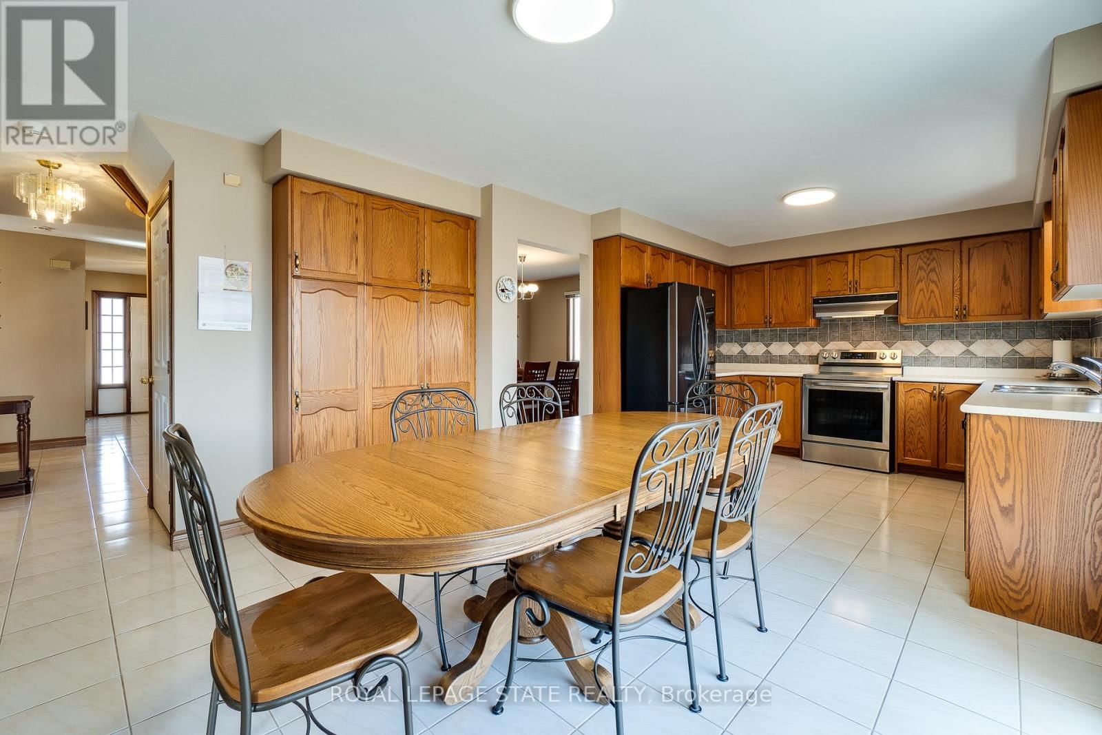 137 NATIONAL DRIVE Image 23