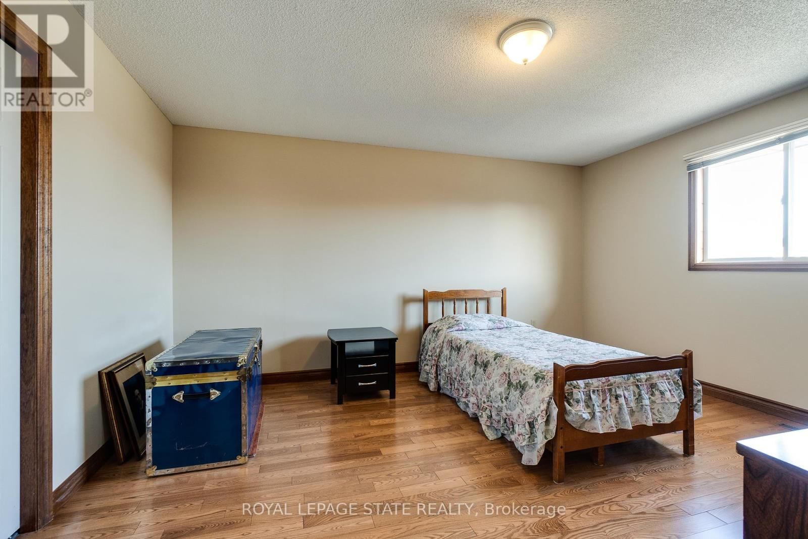 137 NATIONAL DRIVE Image 39