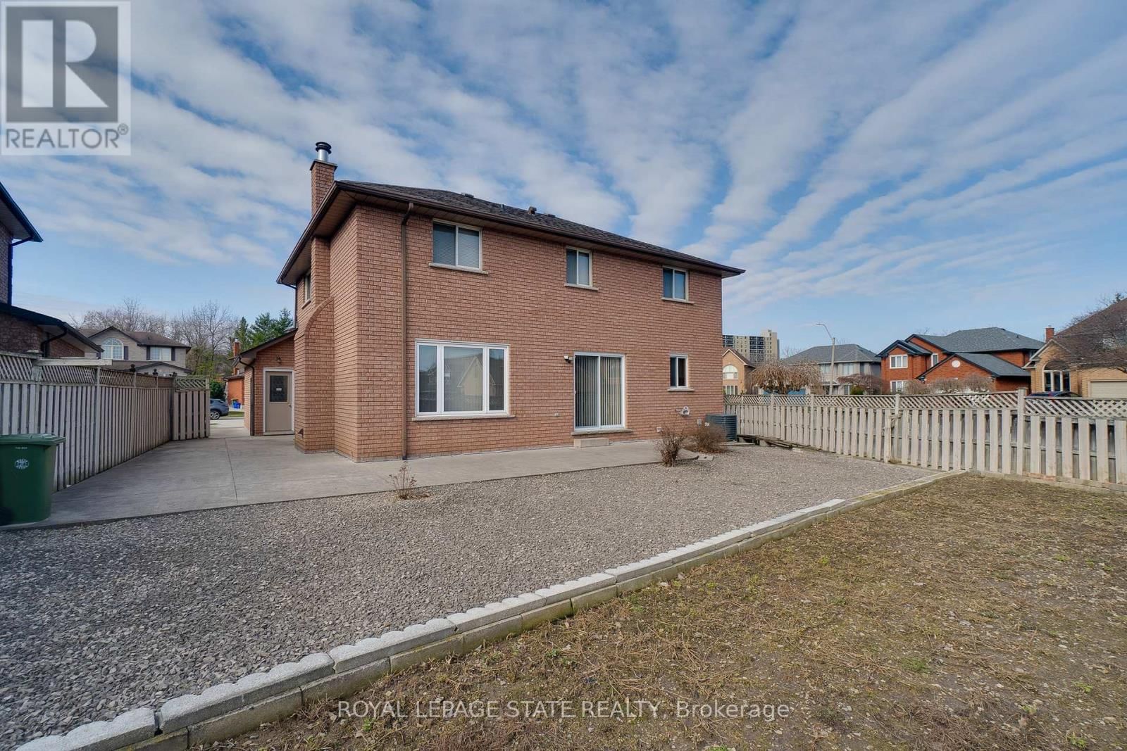 137 NATIONAL DRIVE Image 44